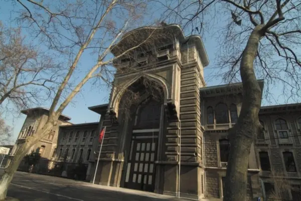 İstanbul Erkek Lisesi okul binası